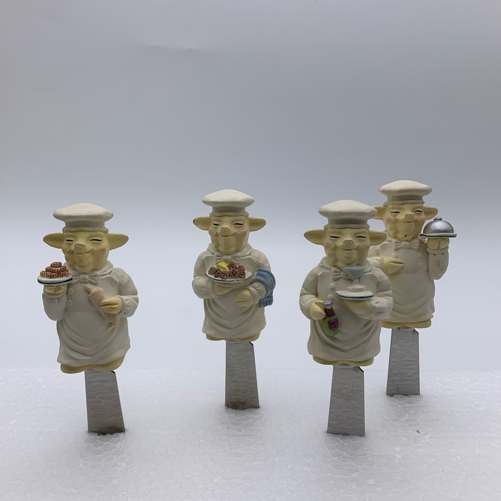 4 Pc. Hand Painted Vintage Spreader Set With Stainless Steel Blade’s Cooks Club